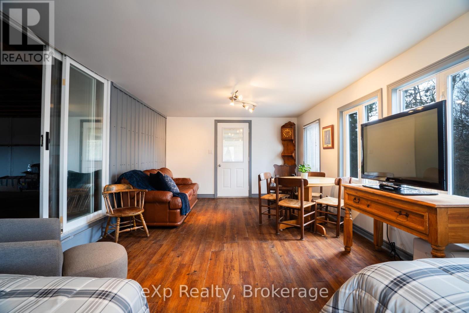 601 Dawson Street Property Photo 37