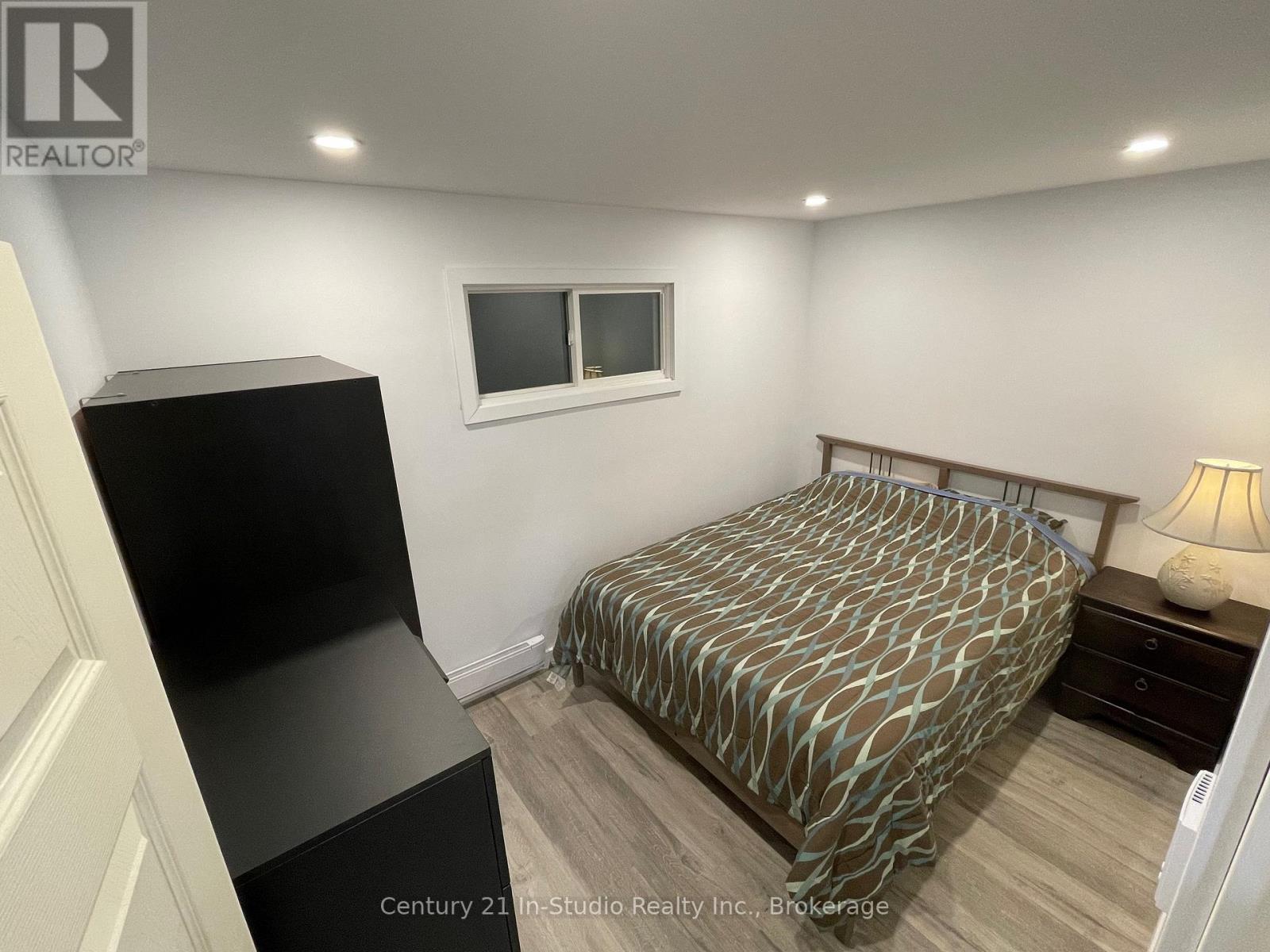 103 King Street Property Photo 12