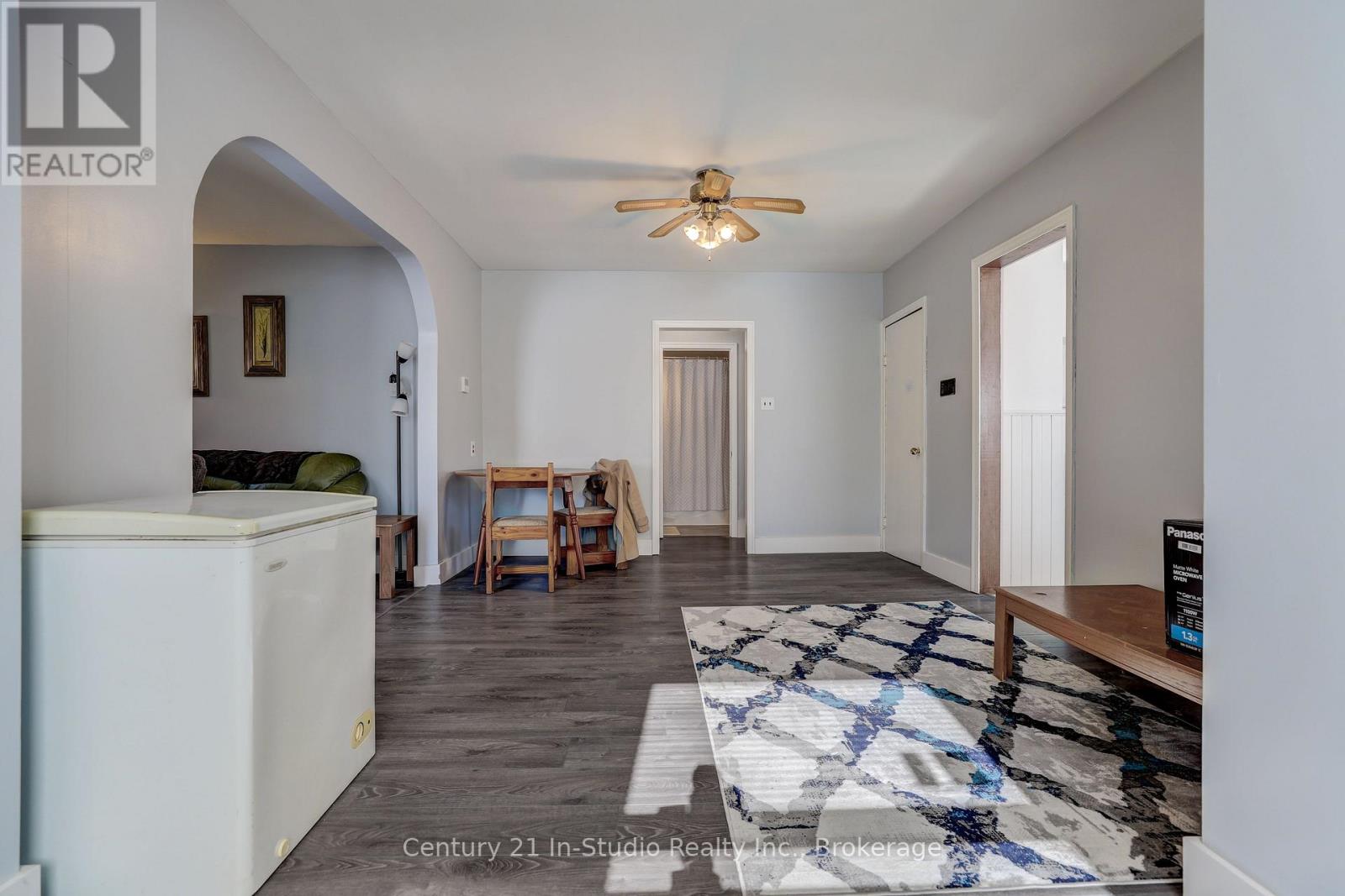 103 King Street Property Photo 14