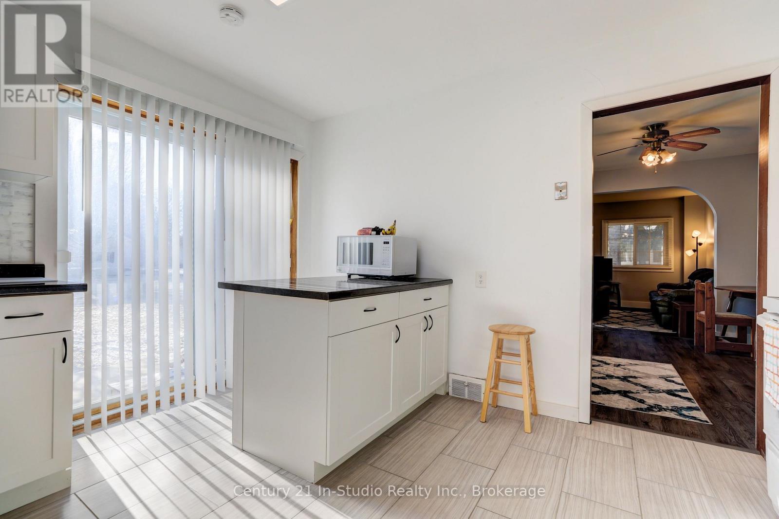 103 King Street Property Photo 20
