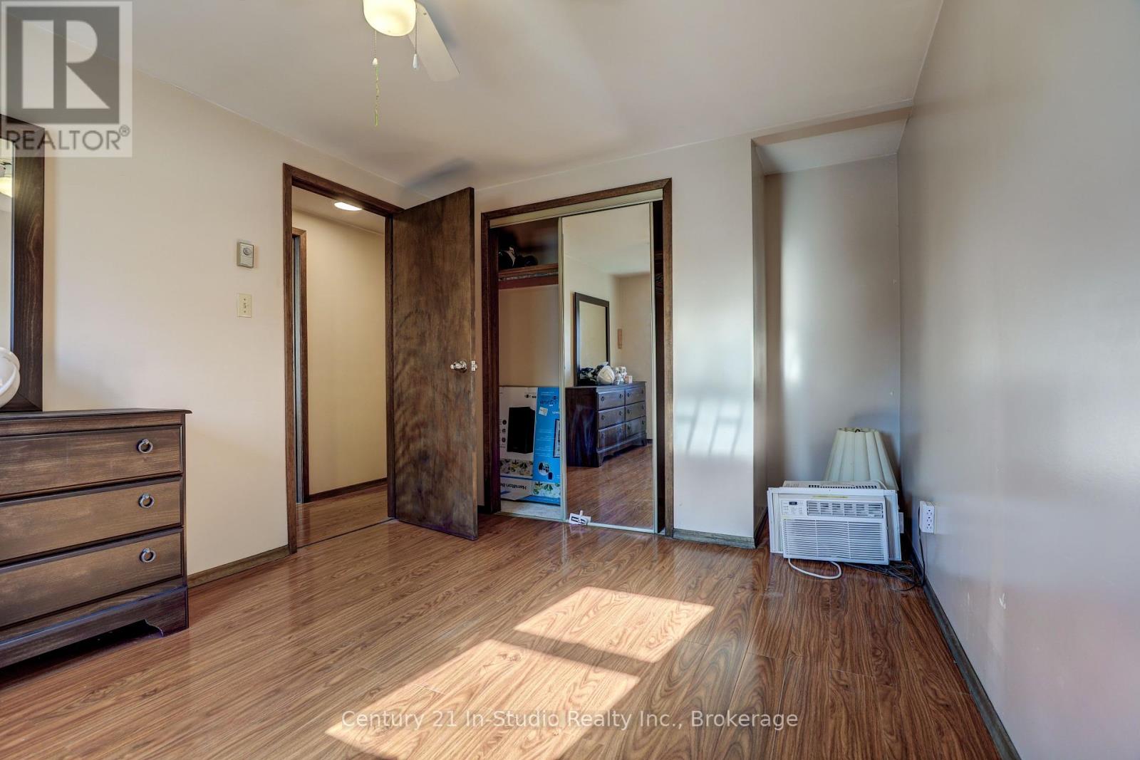 103 King Street Property Photo 33