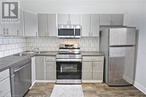 590 Main Street E Property Photo 11