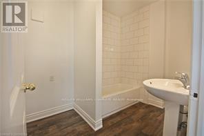 590 Main Street E Property Photo 14
