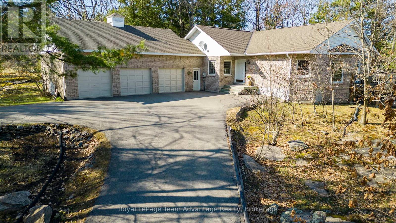 11 George Hunt Memorial Drive Property Photo