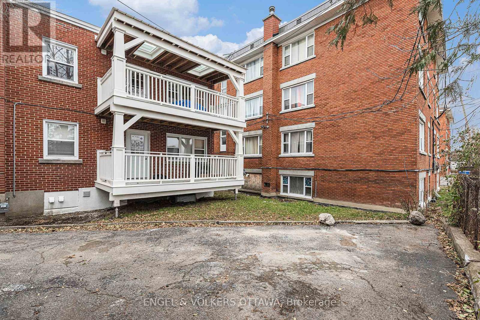 340 Lacasse Avenue Property Photo 4