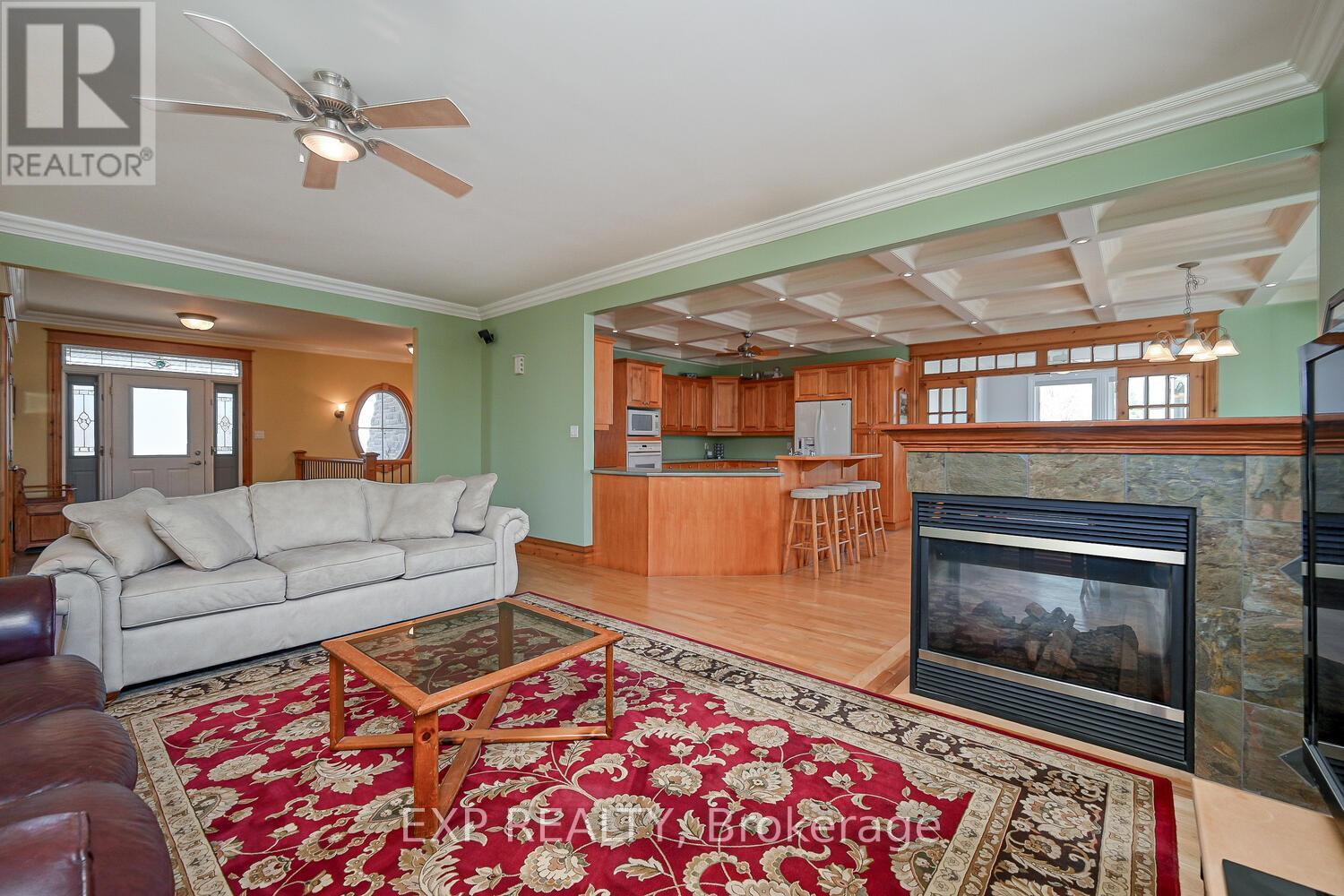 415 Johnston Road Property Photo 12
