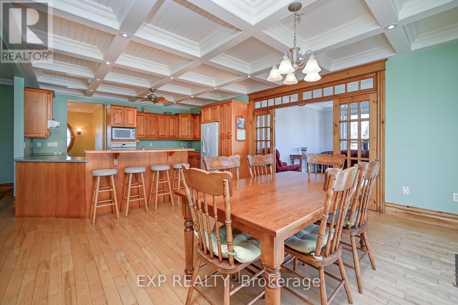 415 Johnston Road Property Photo 14