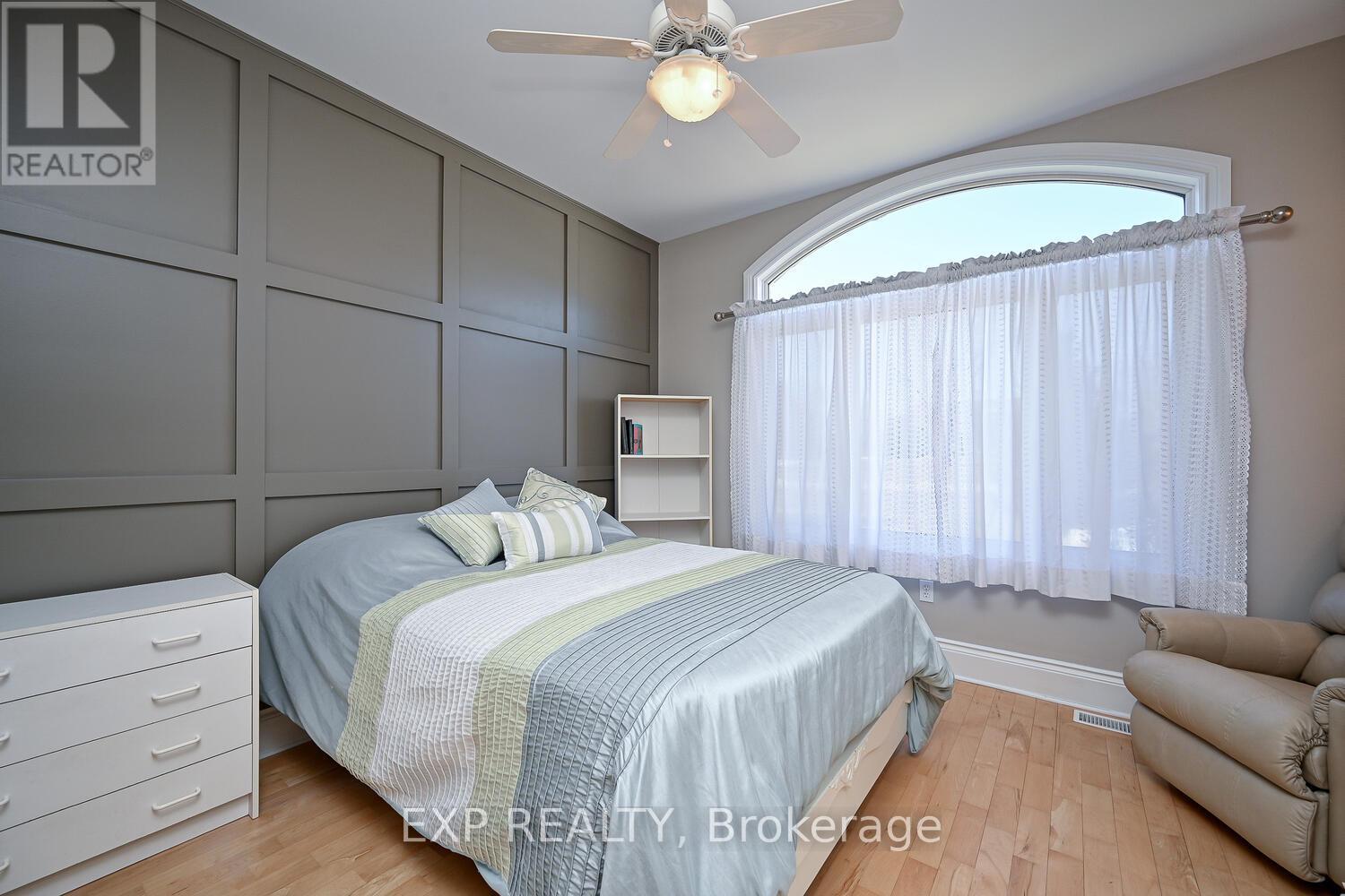 415 Johnston Road Property Photo 16