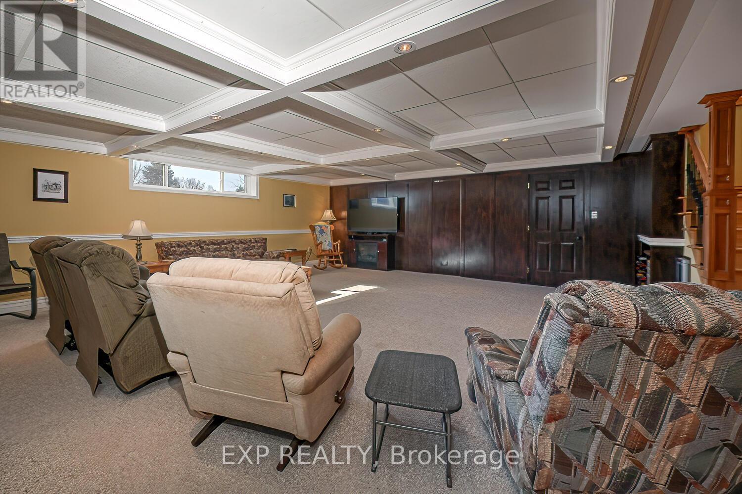 415 Johnston Road Property Photo 25