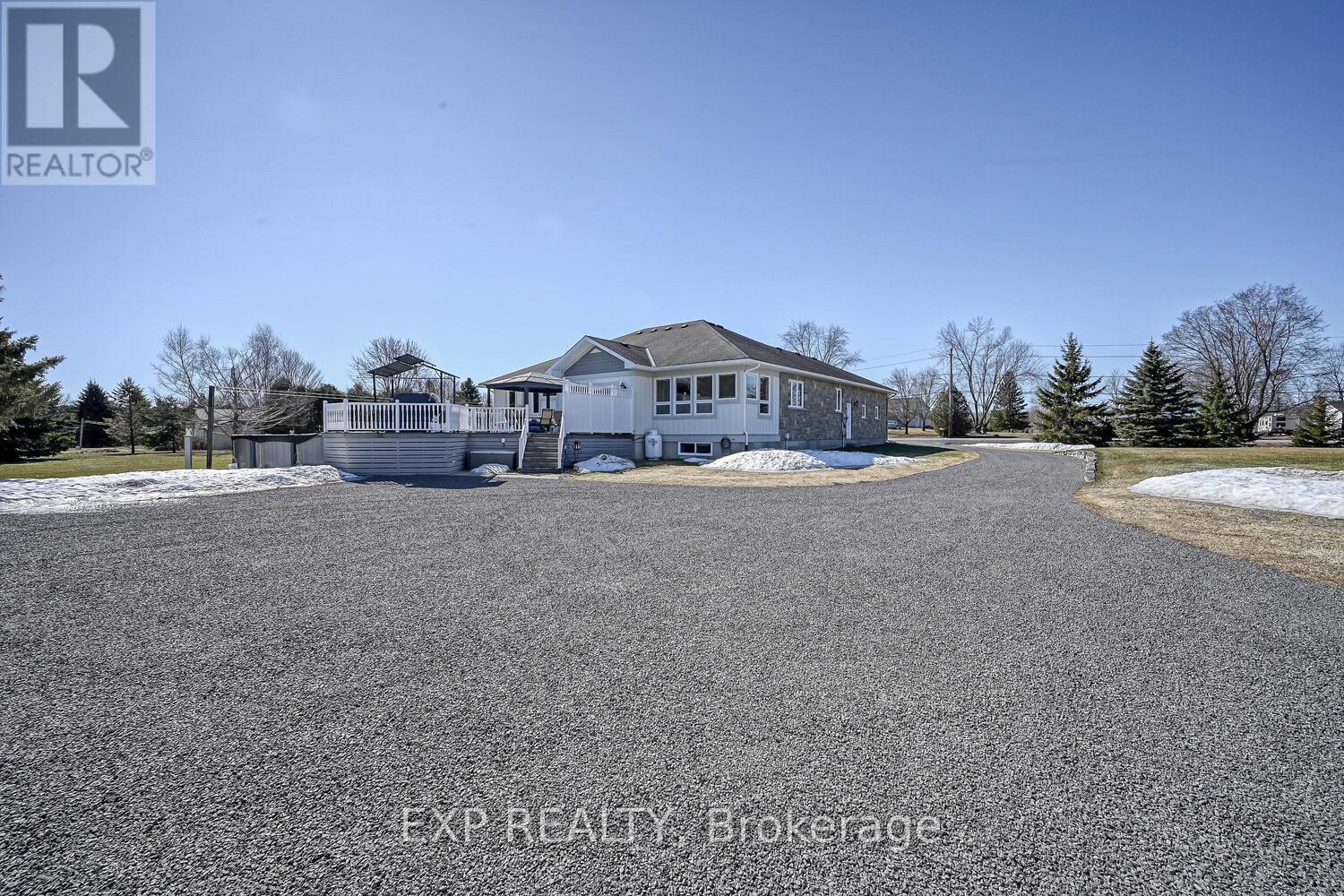 415 Johnston Road Property Photo 41