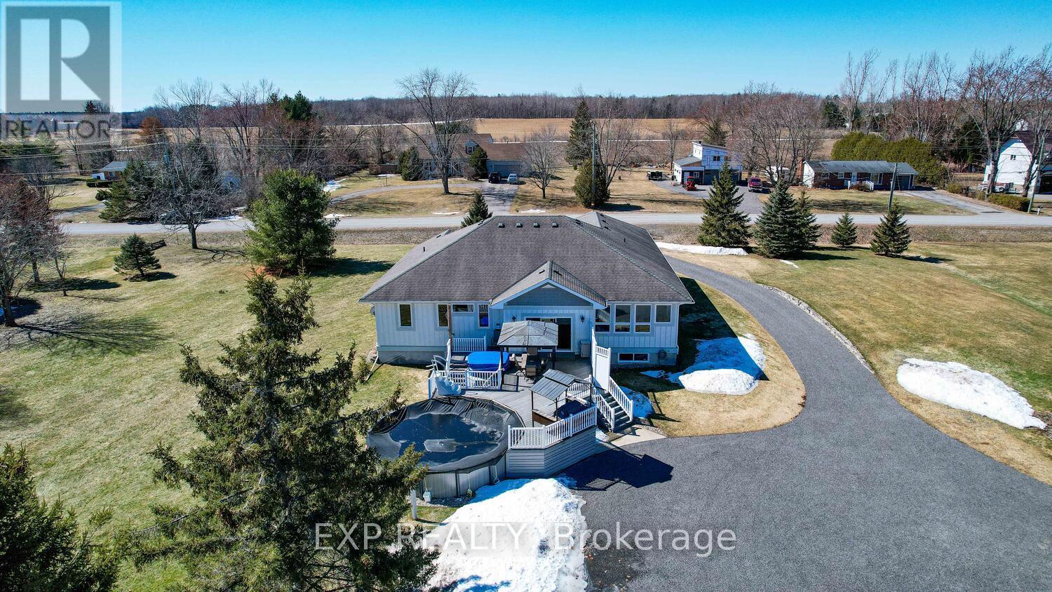 415 Johnston Road Property Photo 48