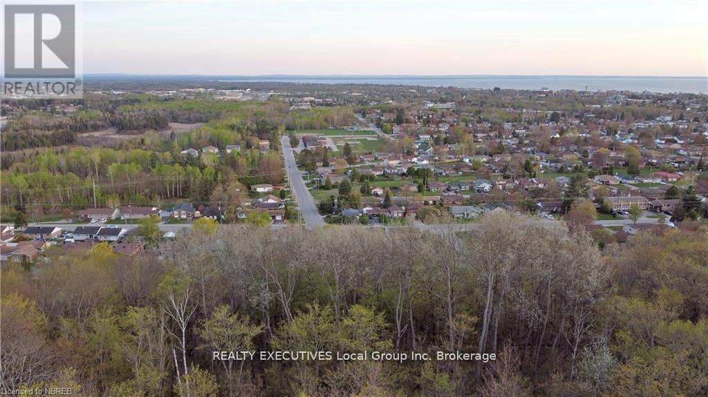 22 Kenreta Drive Property Photo 4