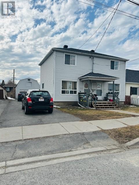 321-323 Munro Street Property Photo 1