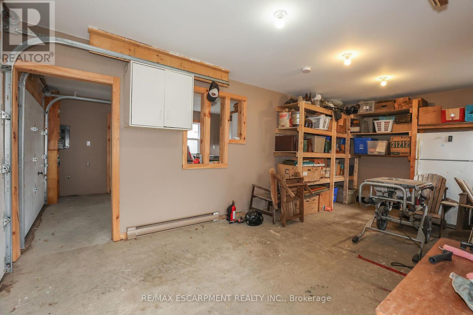 15 Adelaide Street Property Photo 11