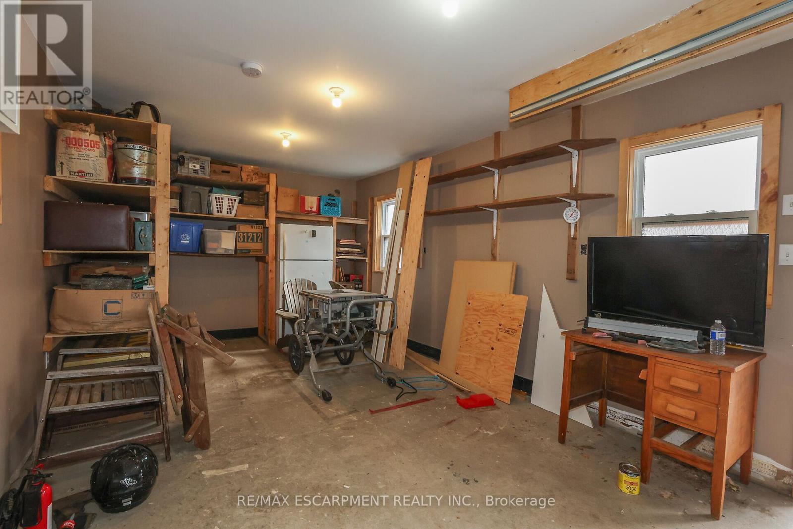 15 Adelaide Street Property Photo 12