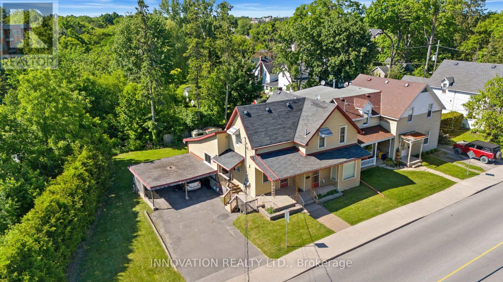 55 Lake Avenue E Property Photo 2