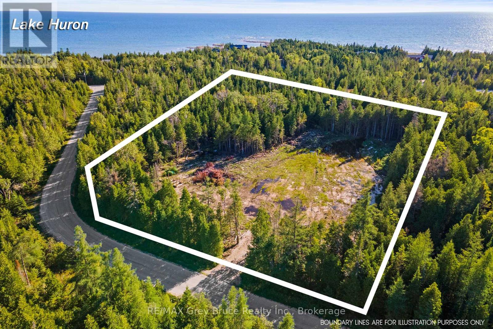30 Huron Park Road Property Photo 13