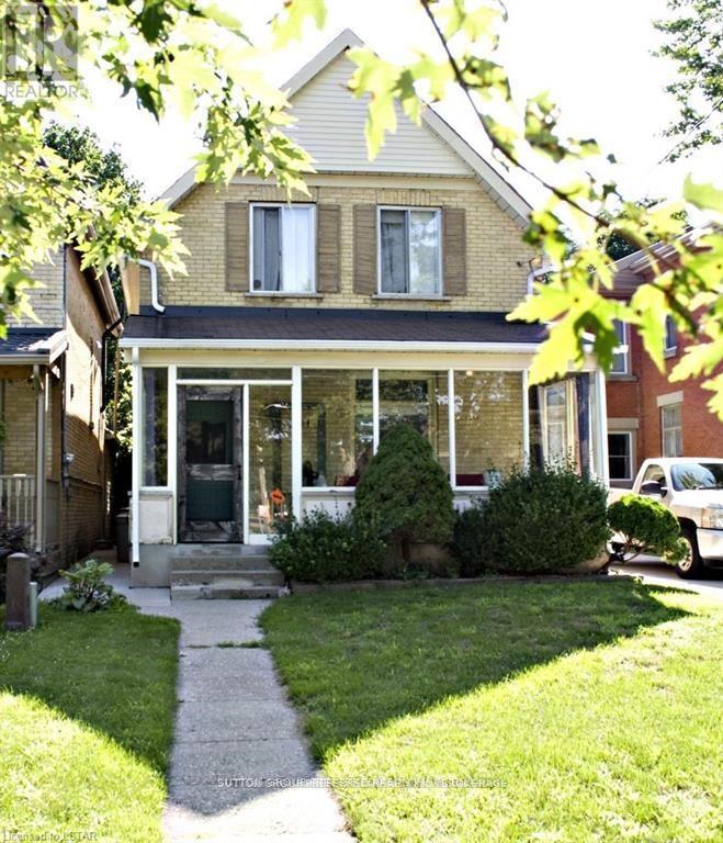 681 Colborne Street Property Photo