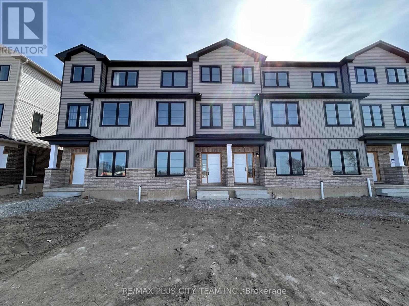 42 Balladry Boulevard Property Photo