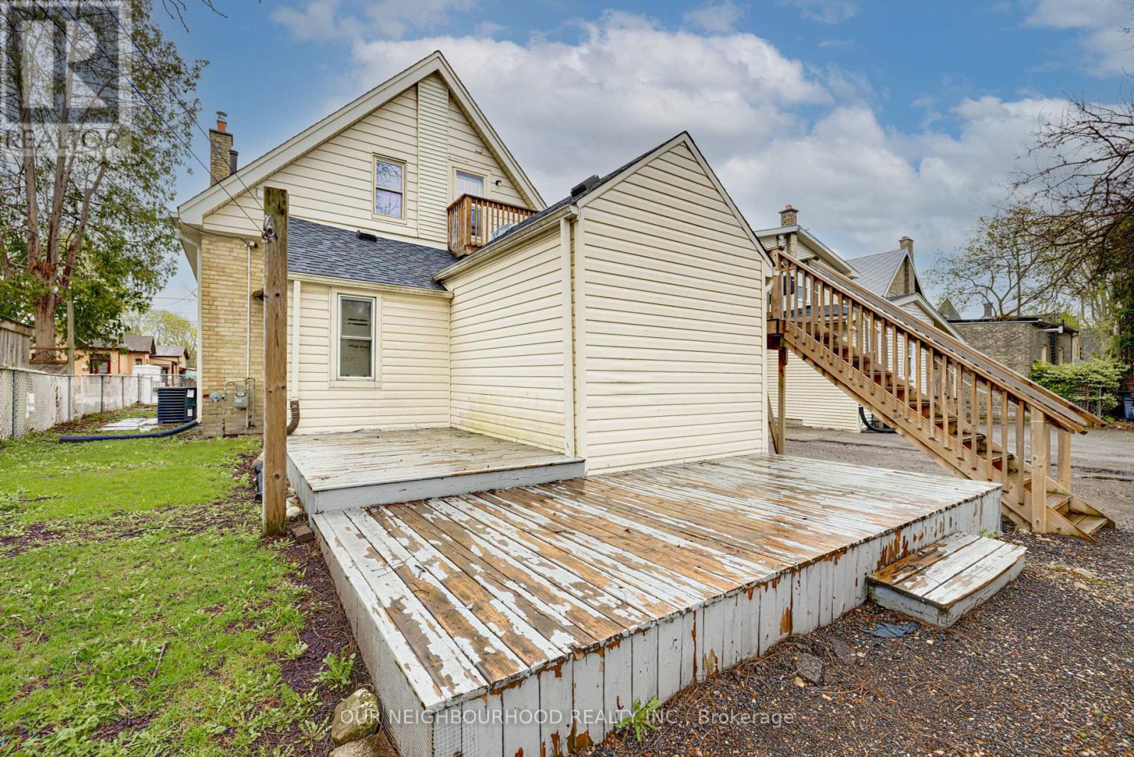 525 Quebec Street Property Photo 3