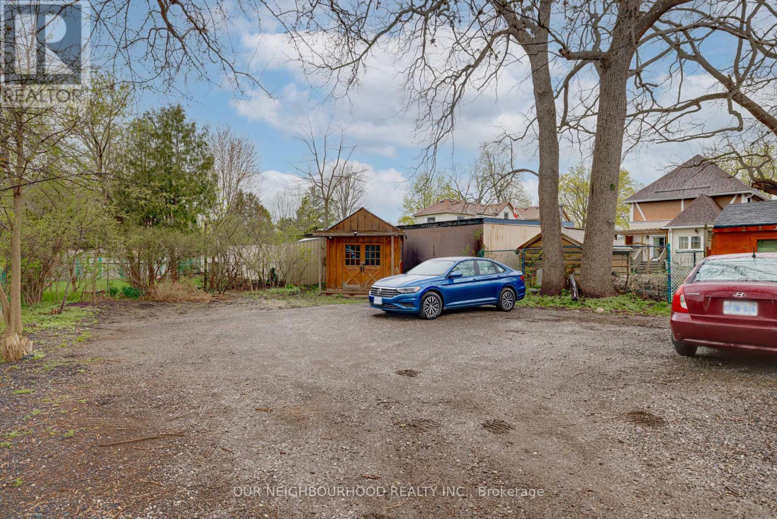 525 Quebec Street Property Photo 5