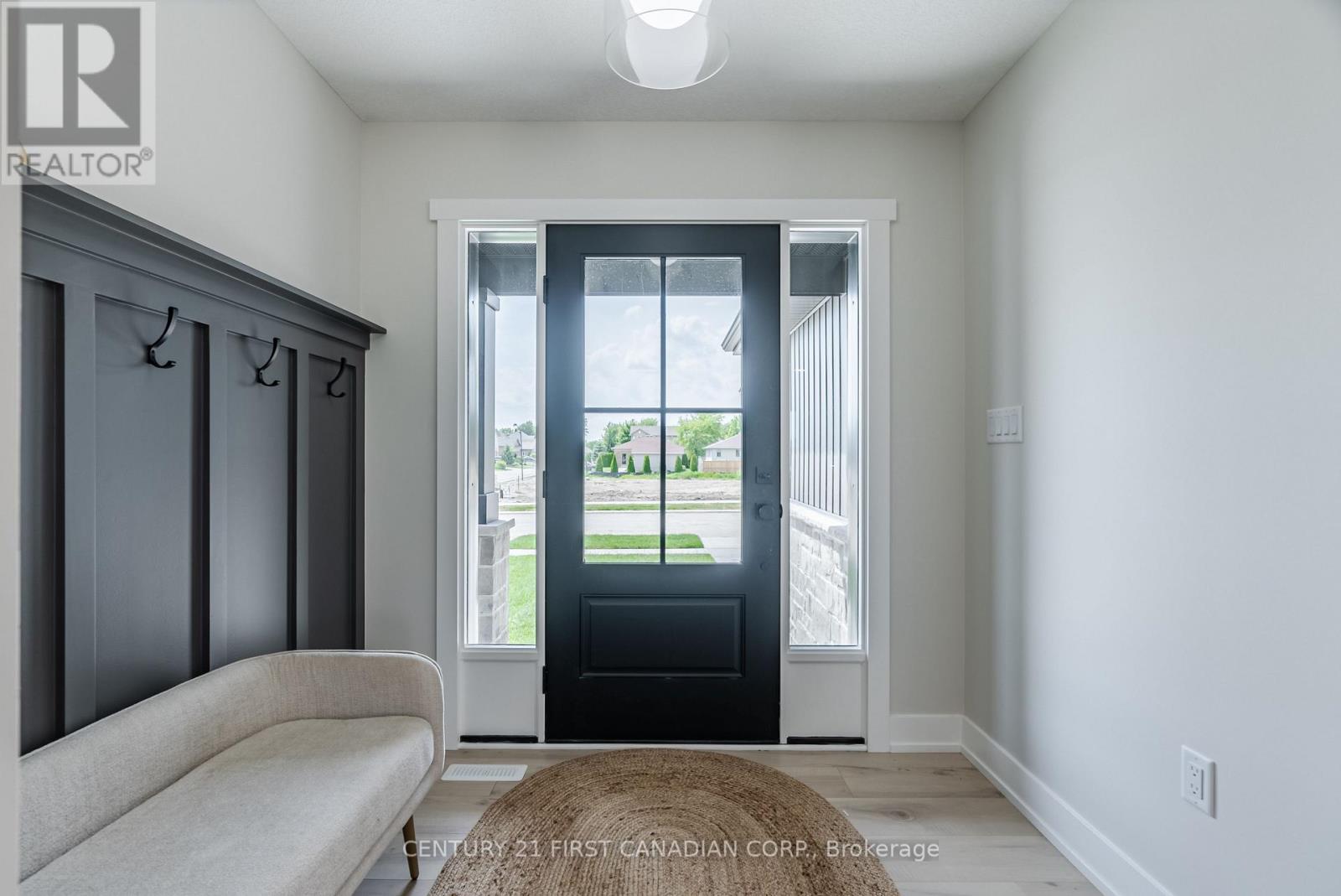 38 Postma Crescent Property Photo 2