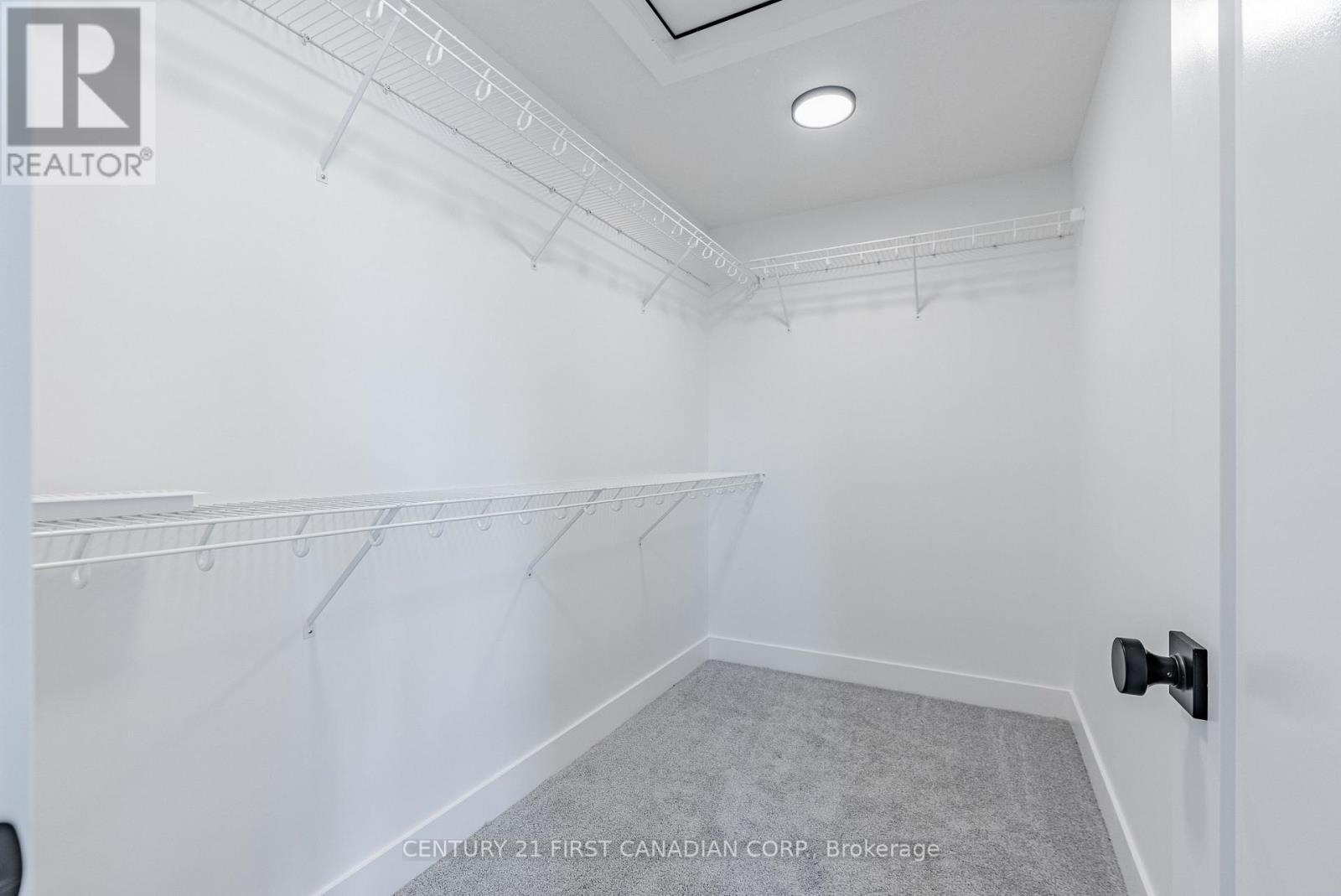 38 Postma Crescent Property Photo 28