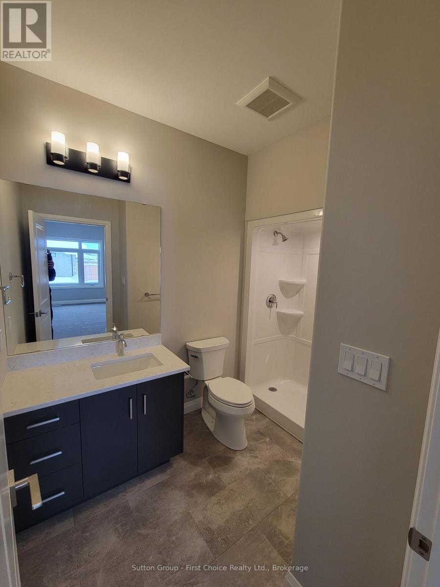 119 Rowe Avenue Property Photo 10