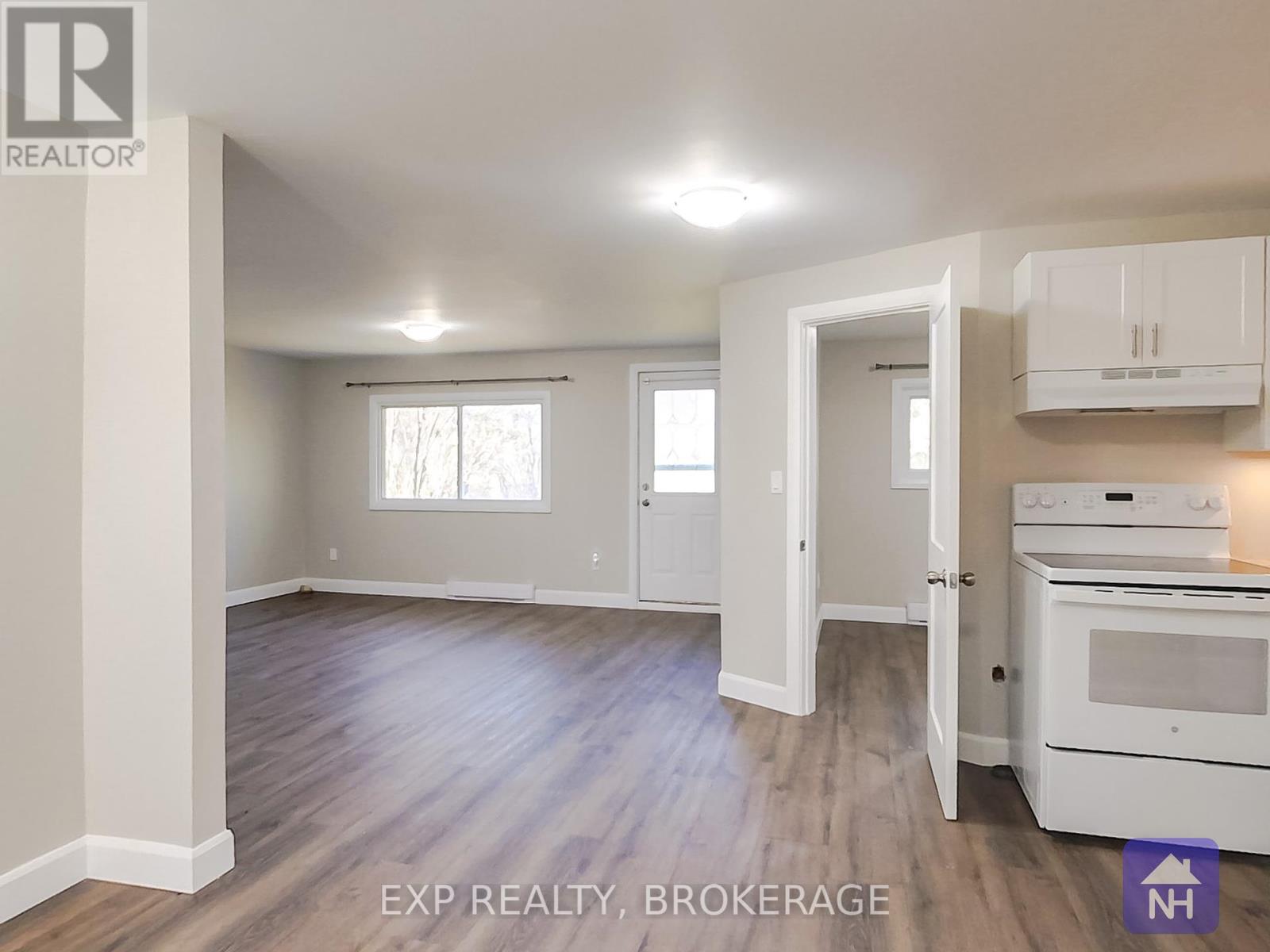 2559-2573 Kepler Road Property Photo 8