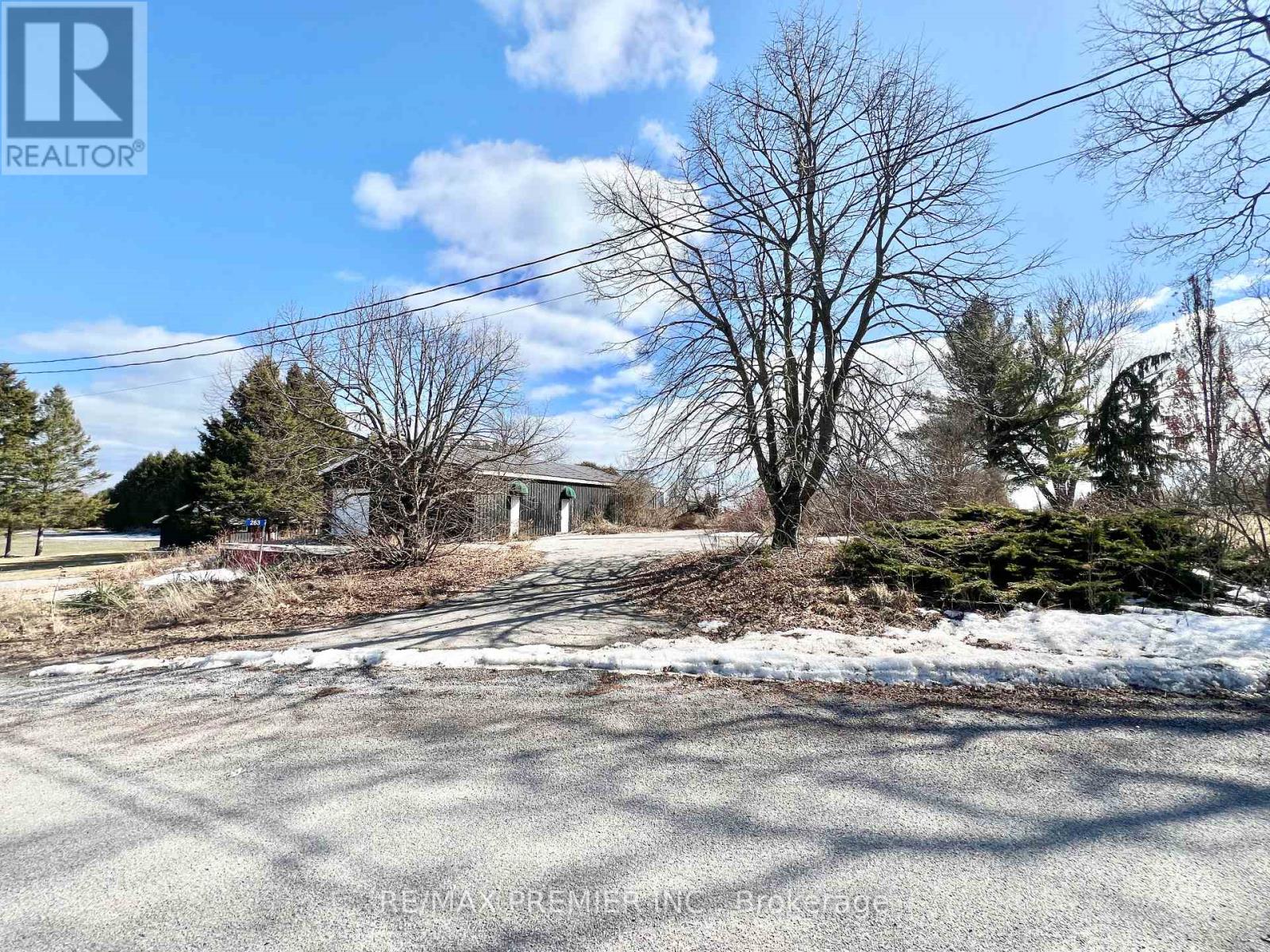 263 Simpson Road Property Photo 3