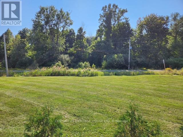 10286 Ford Road Property Photo 3