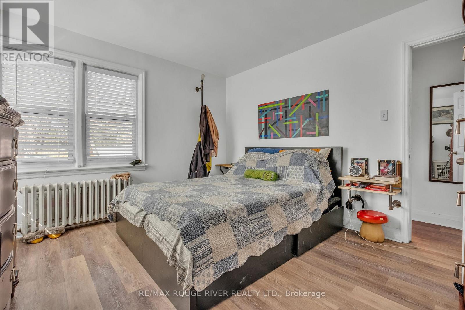234 King Street E Property Photo 17