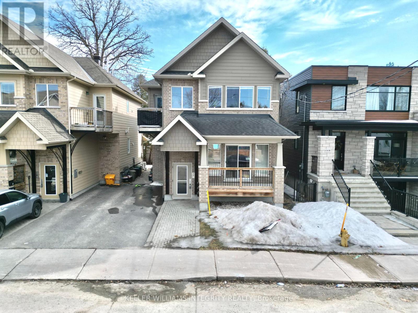 136 King George Street Property Photo 1
