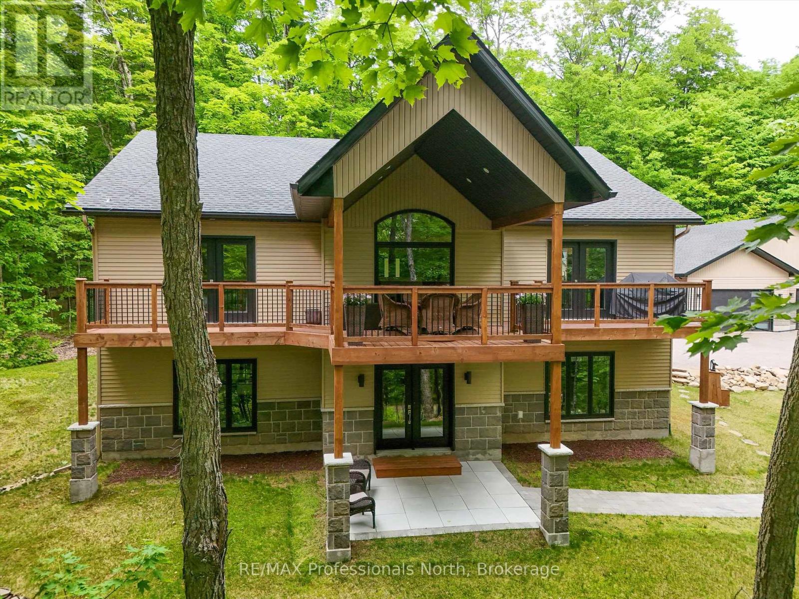 1333 Walker Lake Drive Property Photo 1
