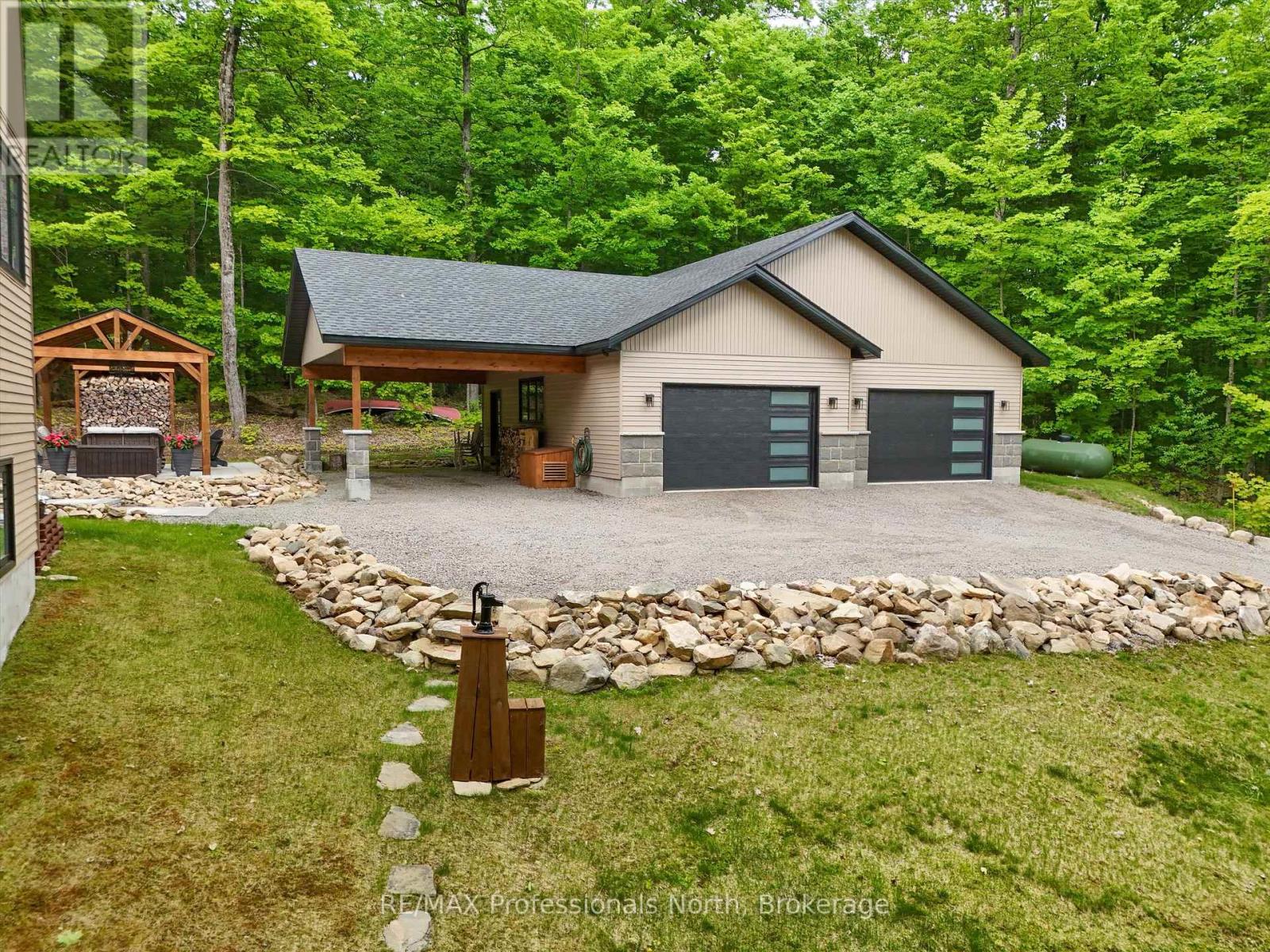 1333 Walker Lake Drive Property Photo 40
