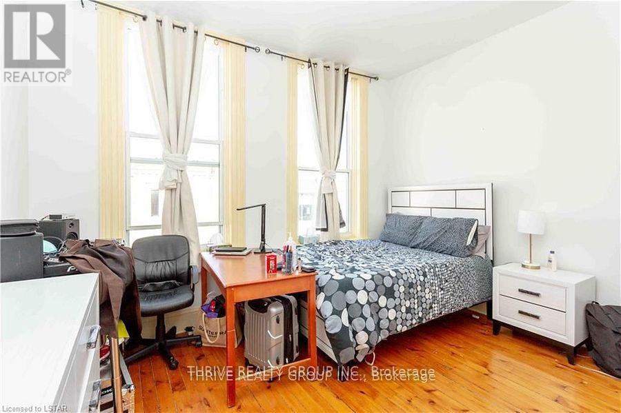 187 Dundas Street Property Photo 16