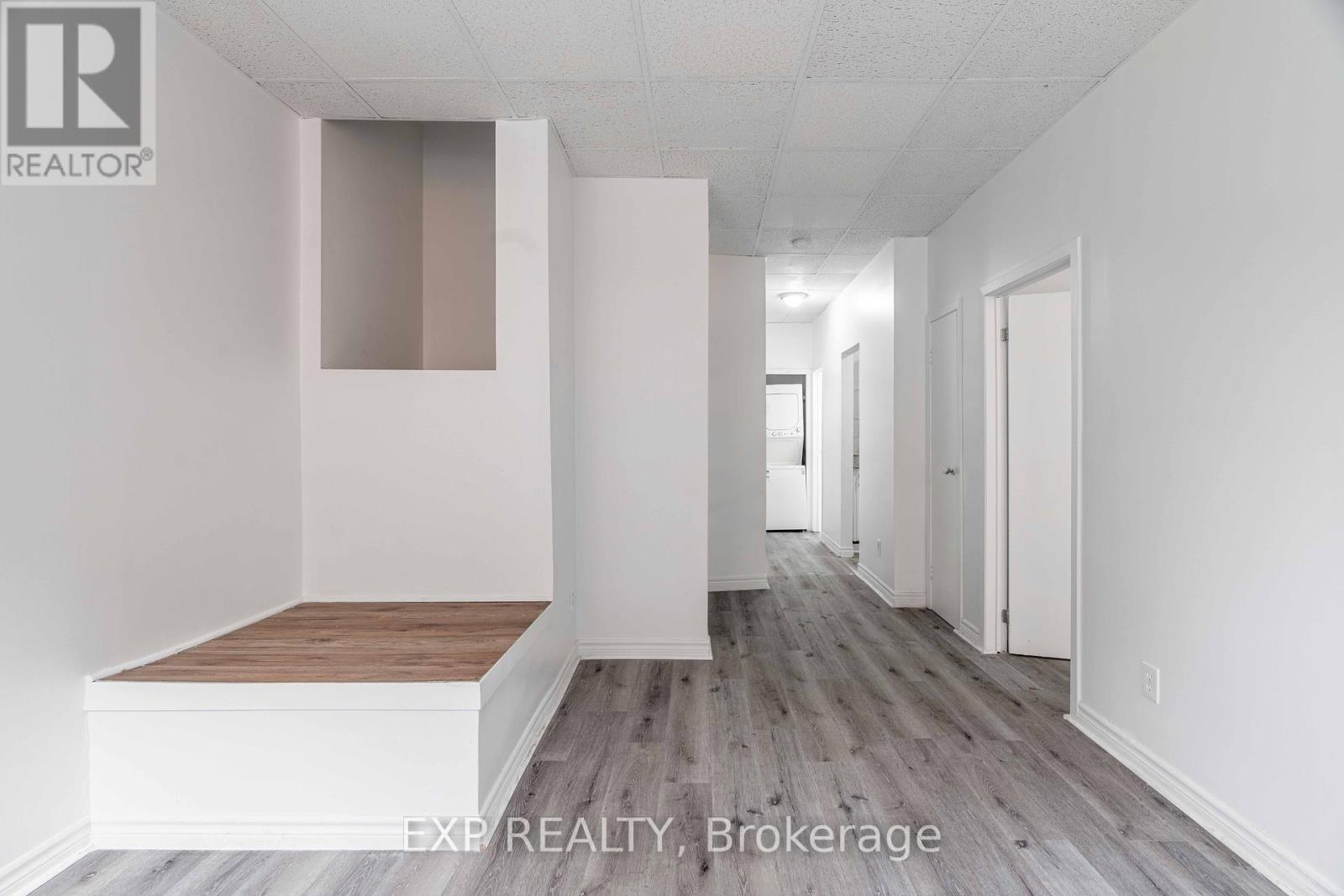 344.5 Richmond Street Property Photo 9