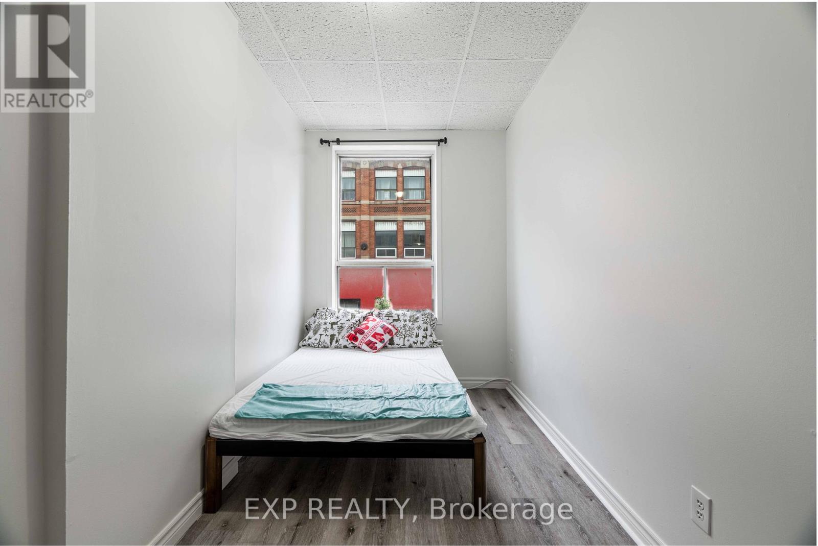 344.5 Richmond Street Property Photo 13