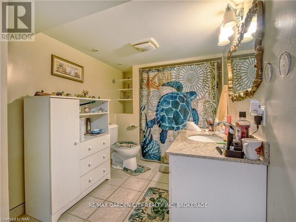 243 Ontario Street Property Photo 14