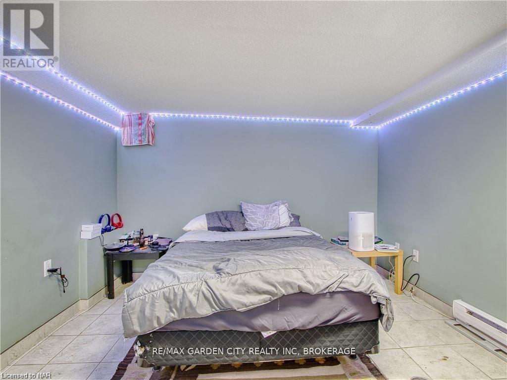 243 Ontario Street Property Photo 16