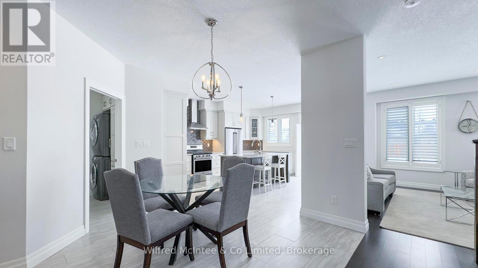 487 Devonshire Road Property Photo 8