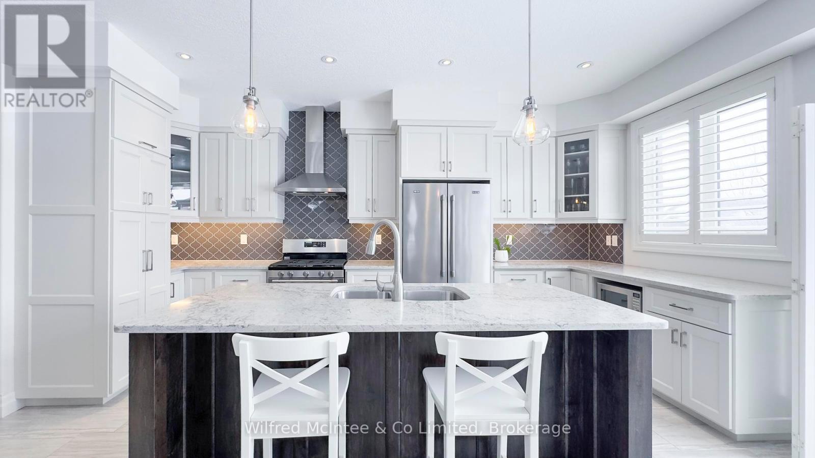 487 Devonshire Road Property Photo 12