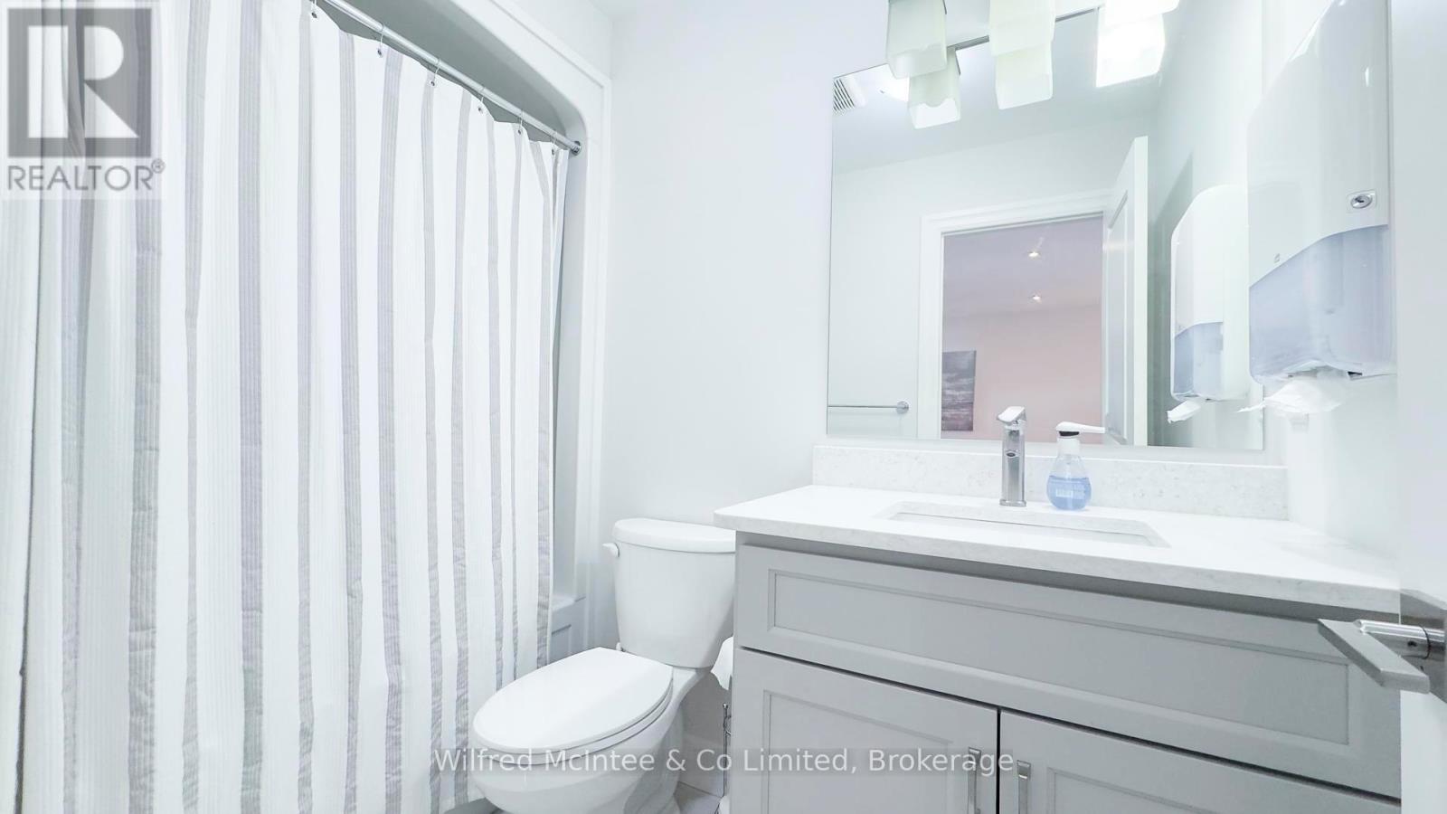 487 Devonshire Road Property Photo 26