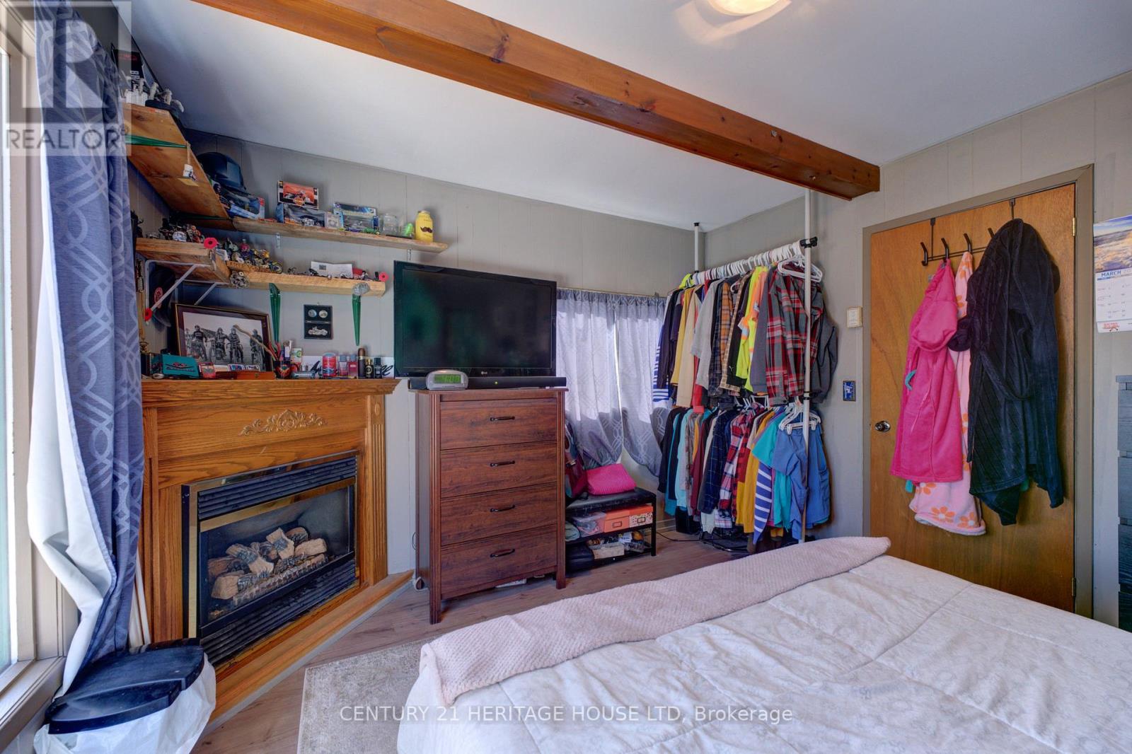 111 Erie Avenue Property Photo 16