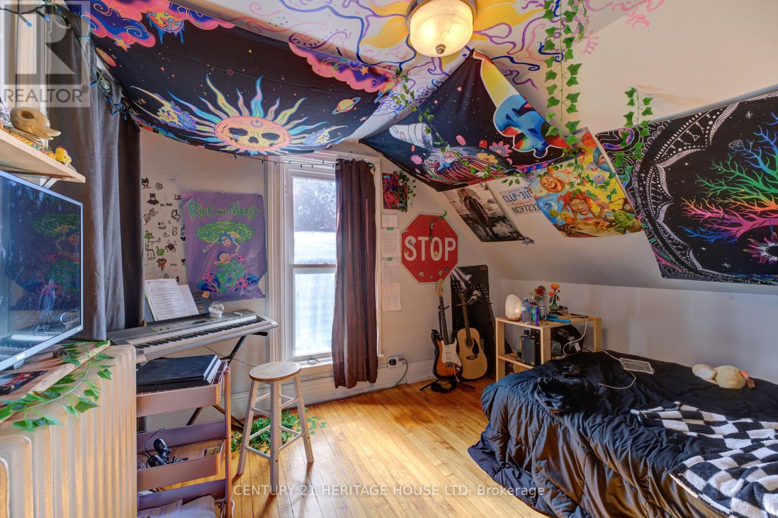 111 Erie Avenue Property Photo 19