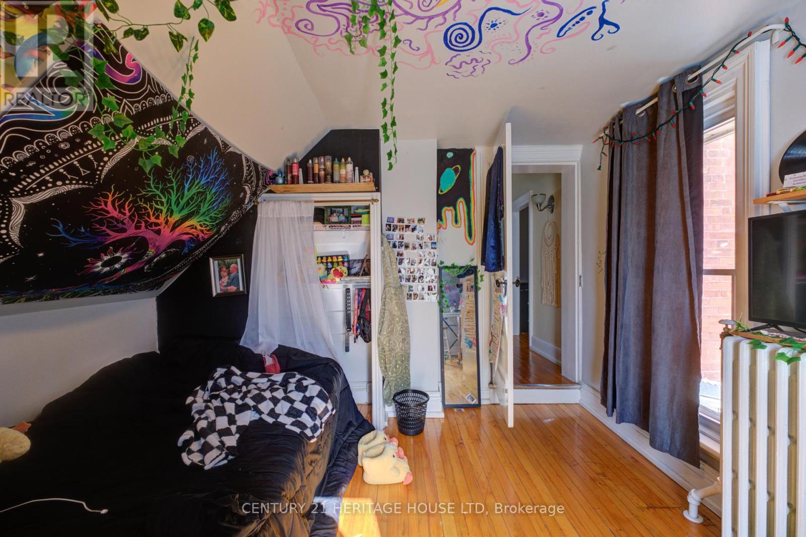 111 Erie Avenue Property Photo 20