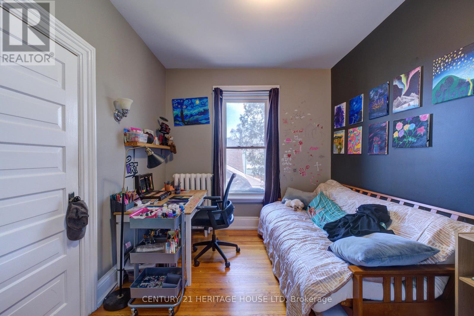 111 Erie Avenue Property Photo 21