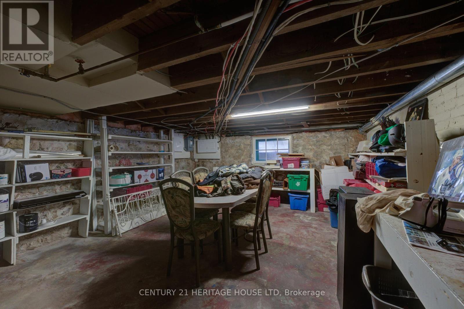 111 Erie Avenue Property Photo 28