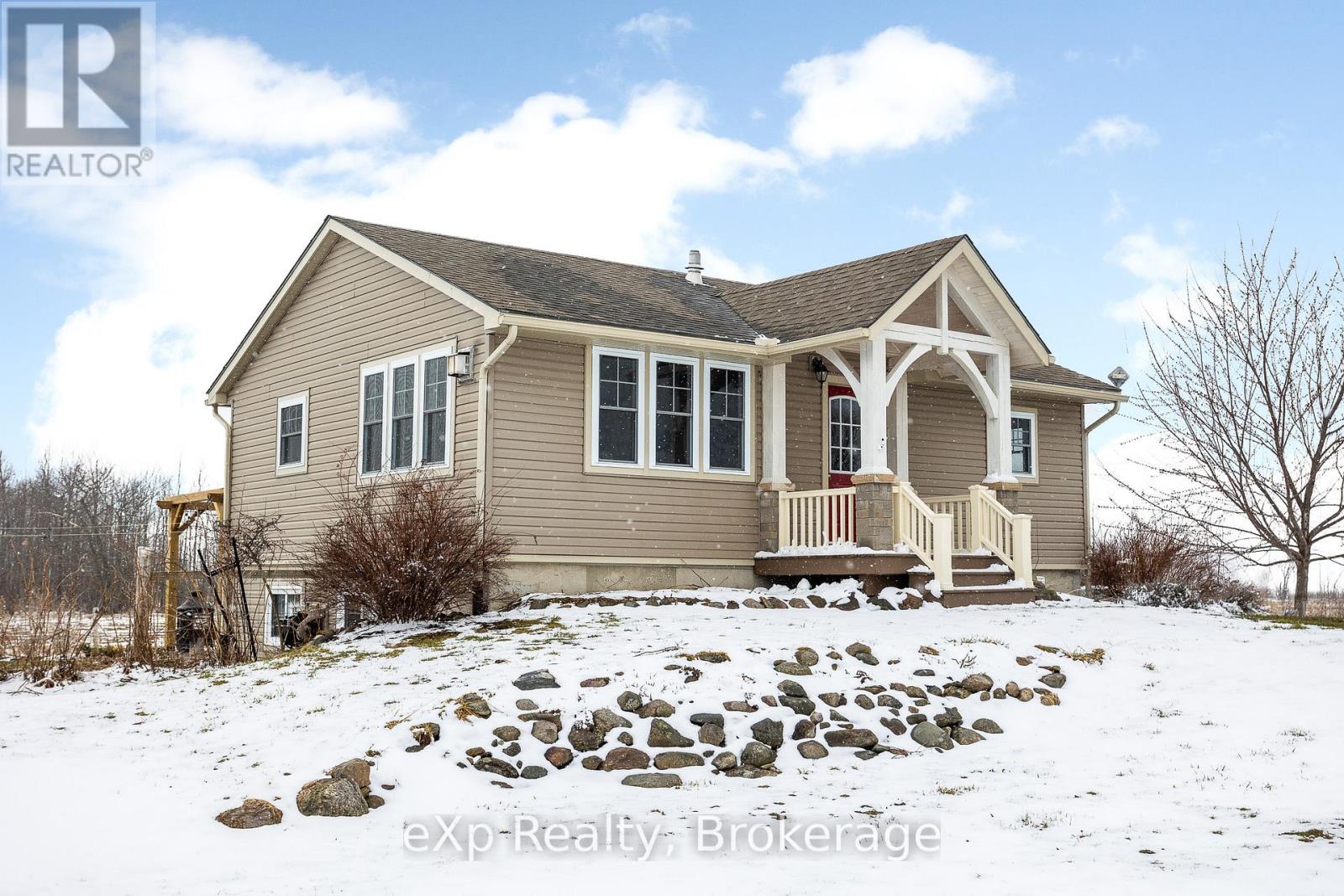 324588 27 Side Road Property Photo 2