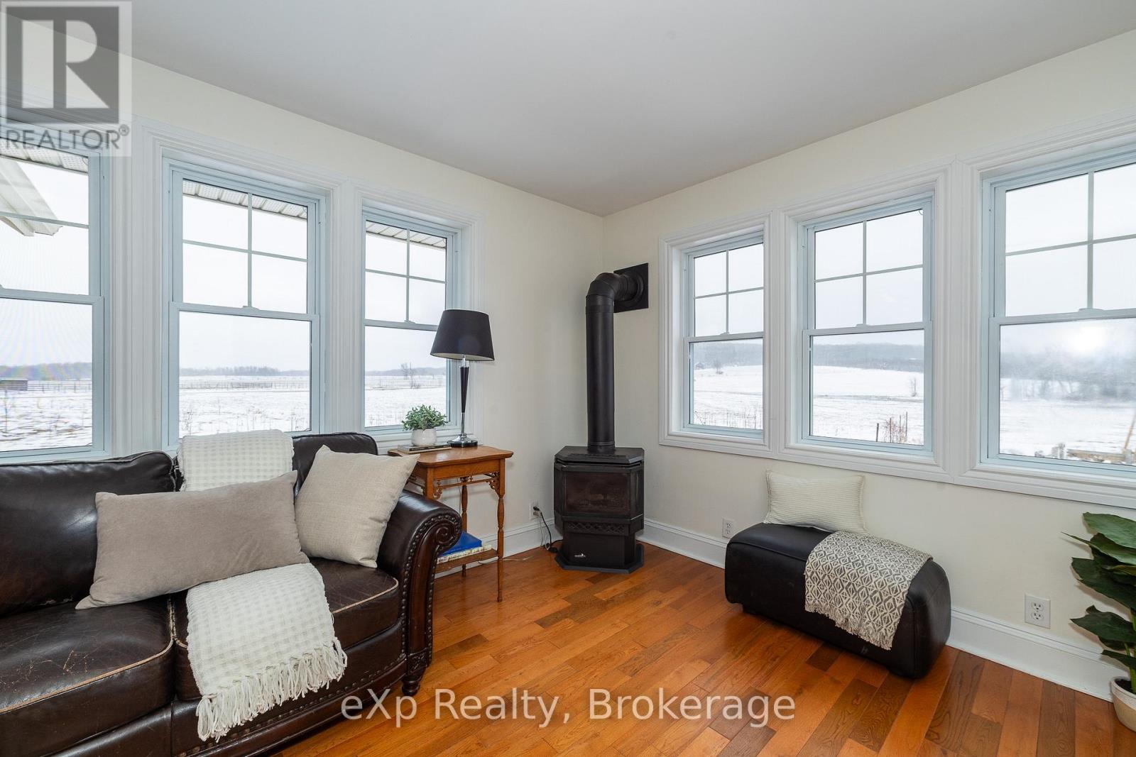 324588 27 Side Road Property Photo 11